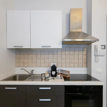 Youhosty - Bligny7 Bis Milan